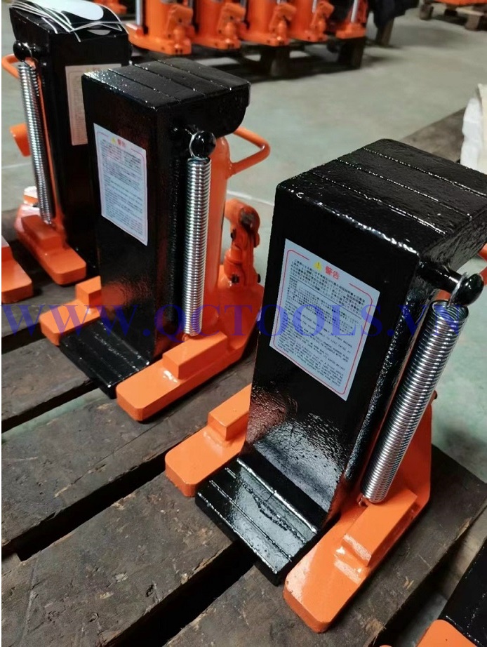 Cung cấp kích móc- con đội móc thủy lực 2,5 tấn đến 25 tấn cho khách hàng tại Việt Nam kich moc thuy luc 5 tan