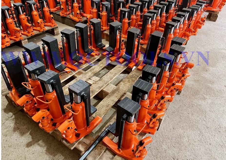 Cung cấp kích móc- con đội móc thủy lực 2,5 tấn đến 25 tấn cho khách hàng tại Việt Nam hydraulic toe jack