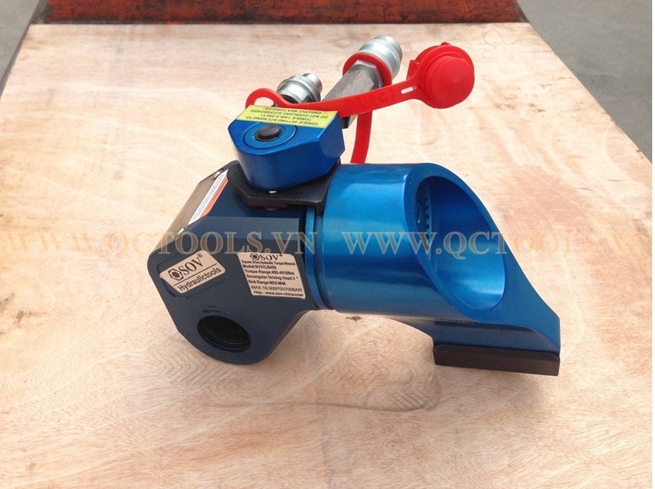 Cờ lê thủy lực-máy siết bu lông thủy lực giá tốt Dau co le thuy luc 450 4510 N.m