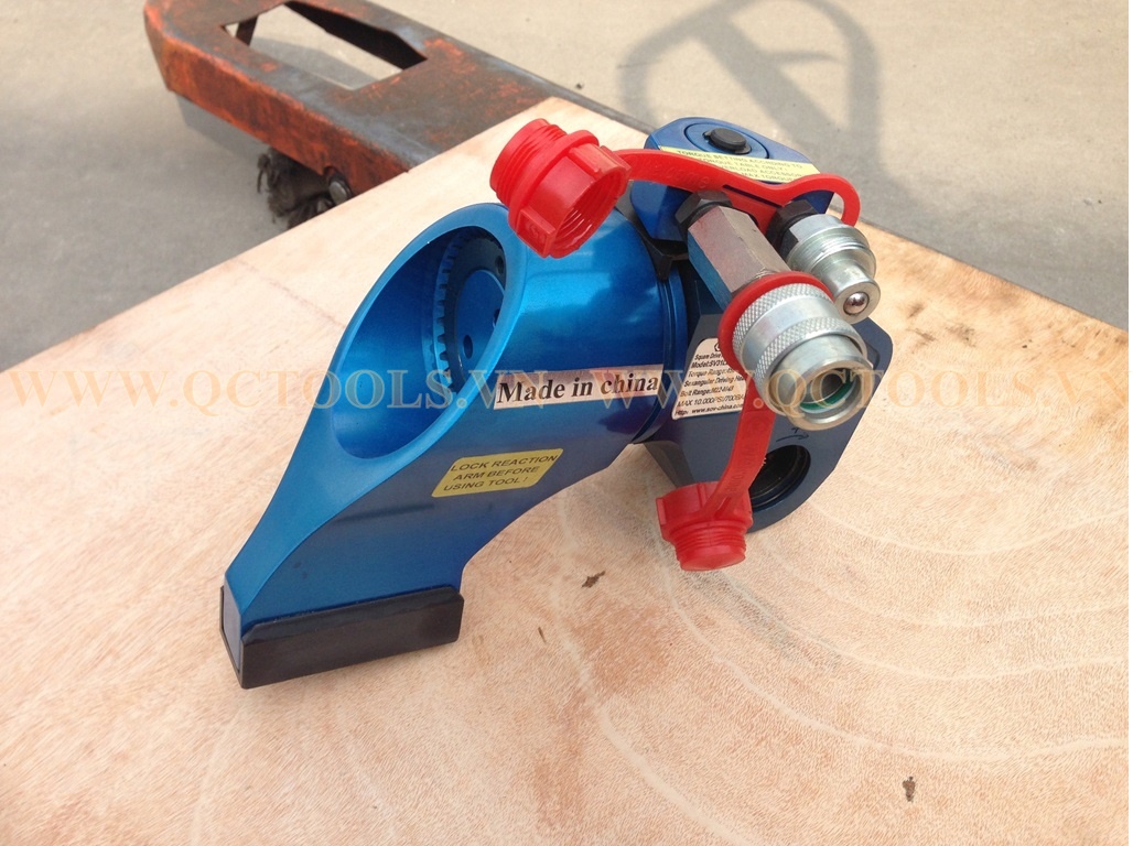 Cờ lê thủy lực-máy siết bu lông thủy lực giá tốt dau co le thuy luc 755 7558 N.m