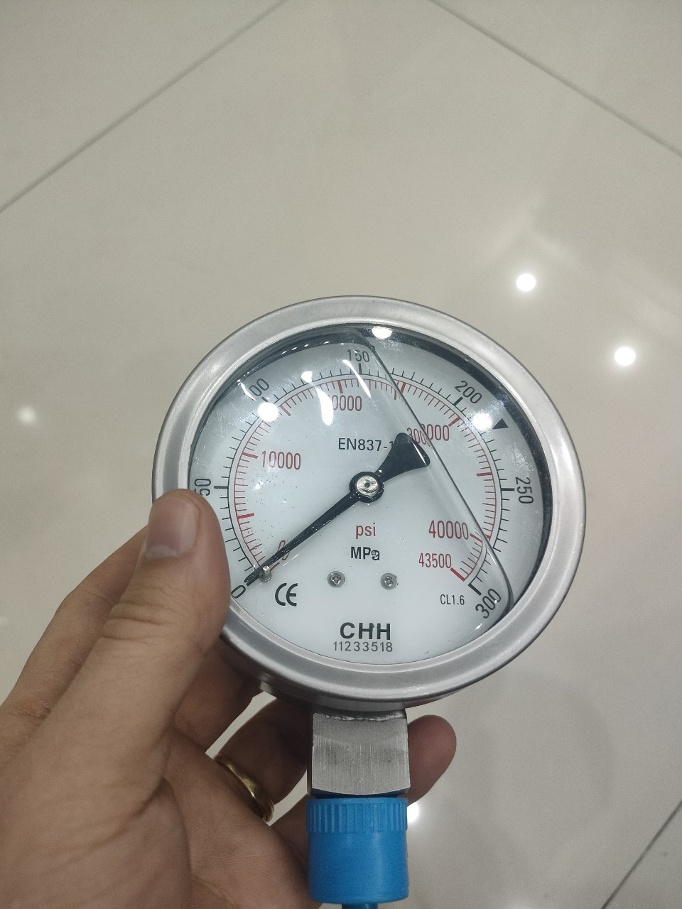 Dong ho do ap suat 3000 bar