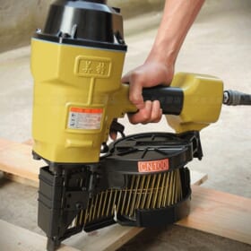 Pneumatic Pallet Nail Gun Coil Nailer CN100