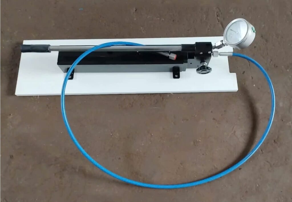 Bơm tay thủy lực 2500 bar (250 Mpa)